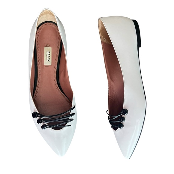 Bally Women’s Vintage Point Toe White Patent Leather Ballet Flats Shoes Sz 38.5 - Picture 1 of 13